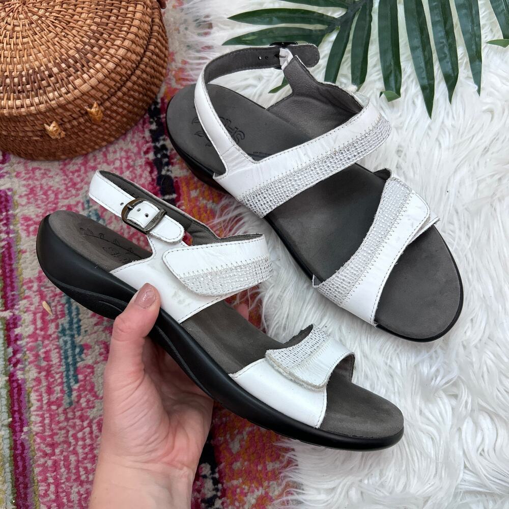 $165 SAS Nudu Heel Strap Sandal 10N NARROW White Leather